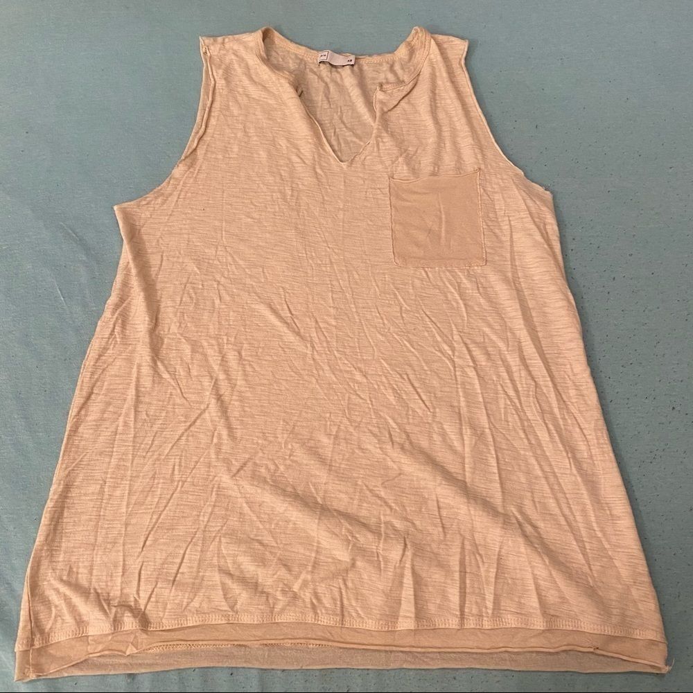 M//C cream colored sleeveless thin shirt XS